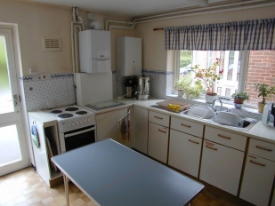 23-Kitchen